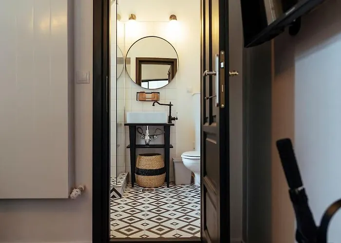 Newstudio & Center I Balcony I Netflix Bukurešť