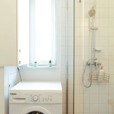 Newstudio & Center I Balcony I Netflix * Bucareste